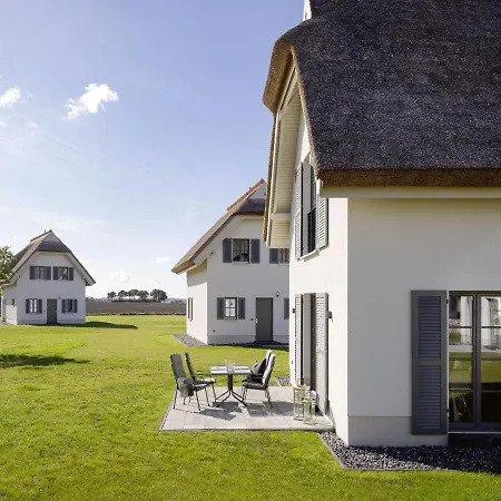 Reetland Am Ferienhaus *